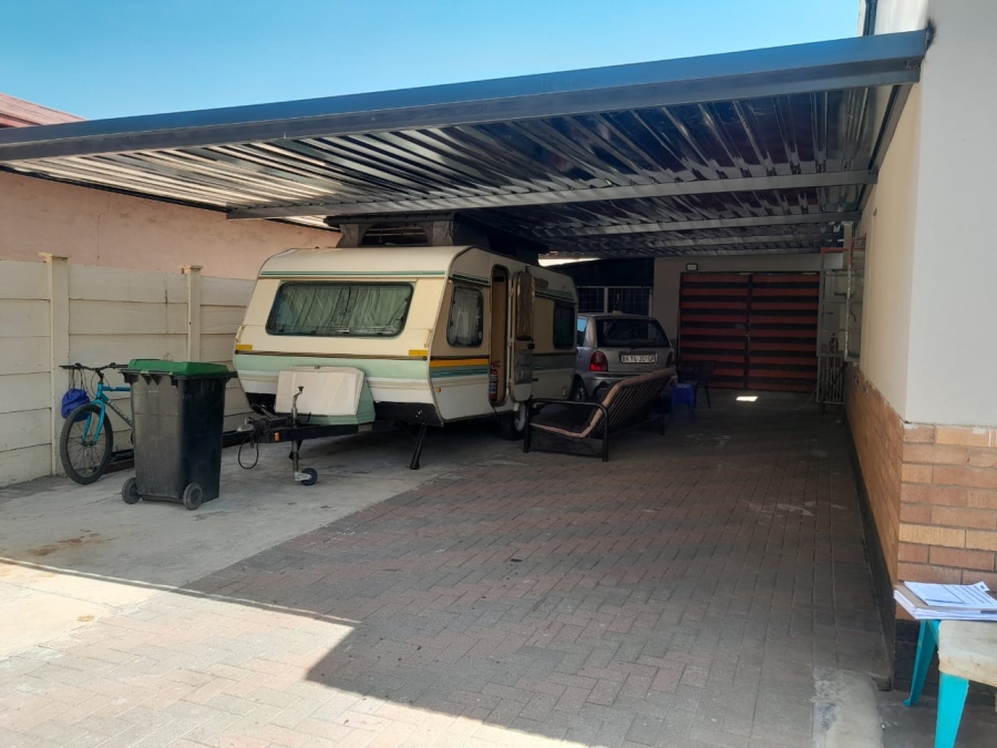 3 Bedroom Property for Sale in Oos Einde North West